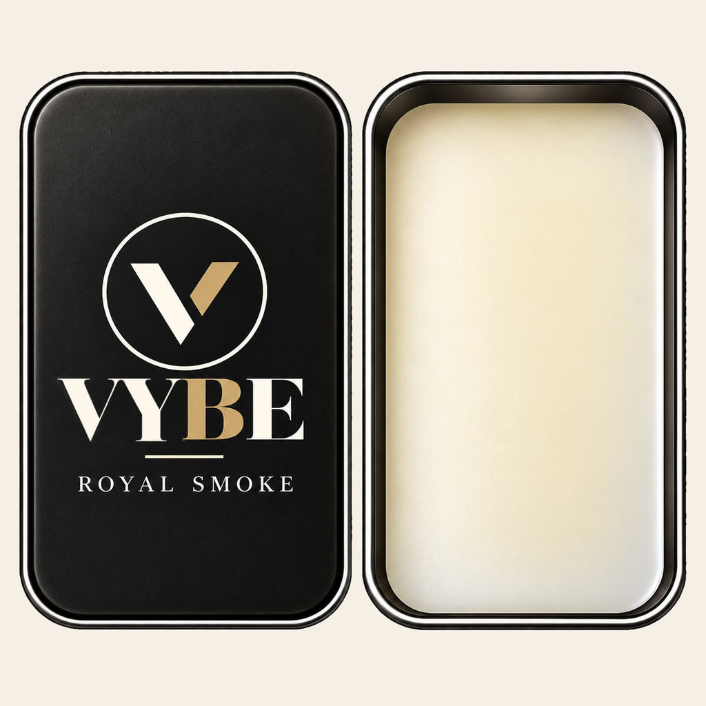 VYBE No. 06 Royal Smoke — otwarta puszka z balsamem