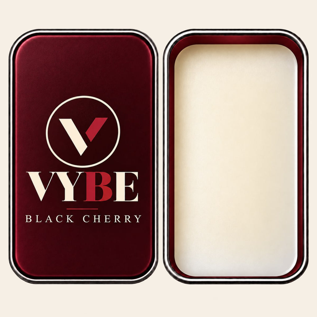 VYBE No. 10 Black Cherry — otwarta puszka z balsamem